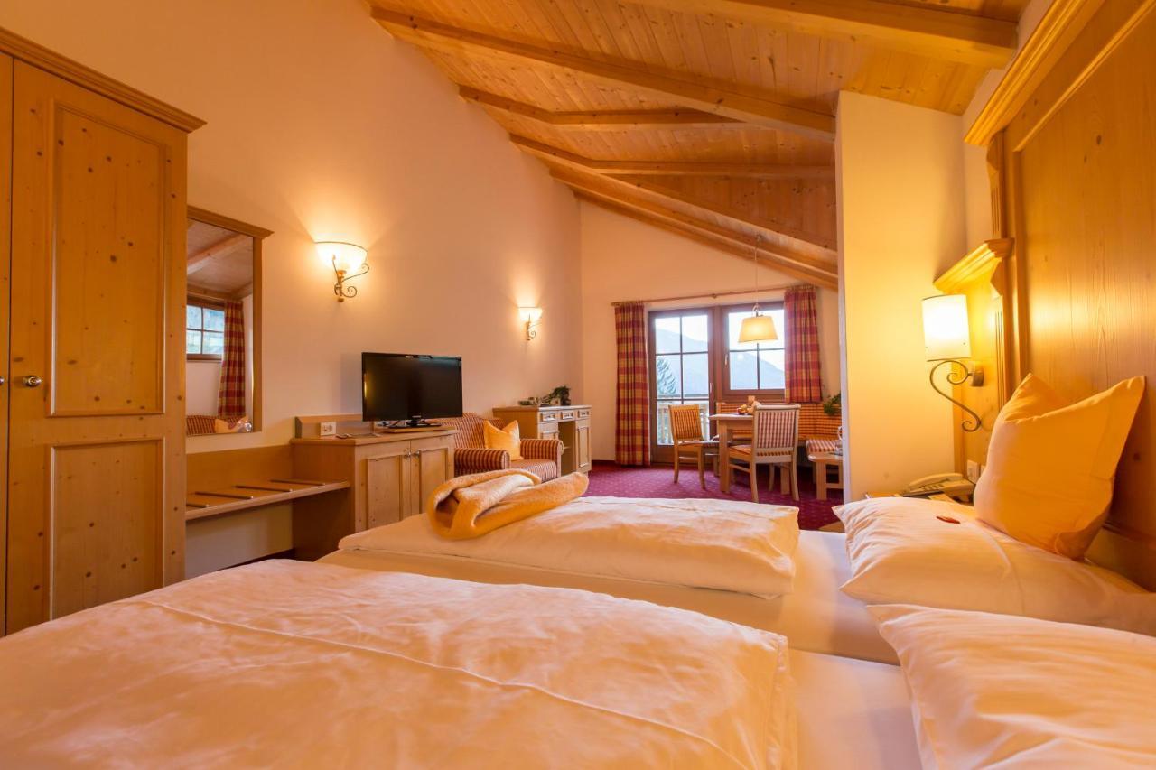 Berghotel Johanneshof Anterselva di Mezzo Kültér fotó